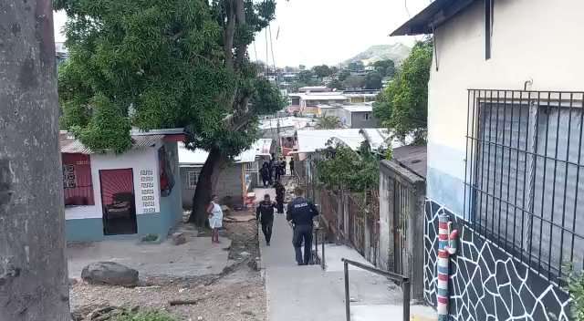 Escena del crimen.  (Video-Foto: Leandro Ortiz)