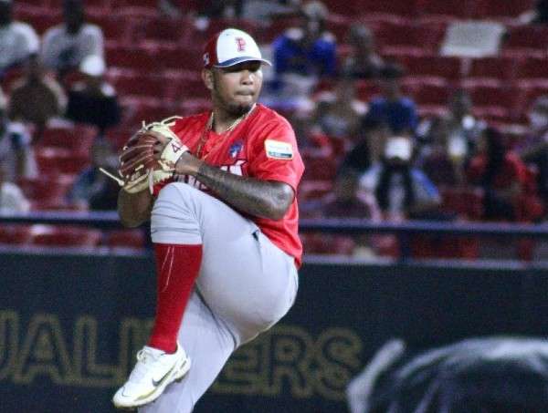 Humberto Mejía será el encargado de abrir en el debut de Panamá en el clásico Mundial de Béisbol. Foto: Fedebeis