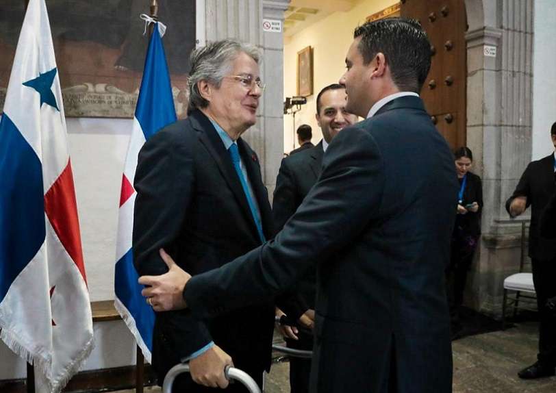 El vicepresidente panameño, José Gabriel Carrizo se reunió con el presidente de  Ecuador, Guillermo Lasso.