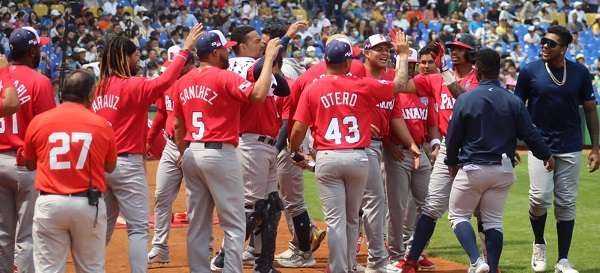 El equipo de Panamá tuvo marca de dos triunfos e igual cantidad de derrotas en el Clásico Mundial de Béisbol 2023. Foto: Fedebeis