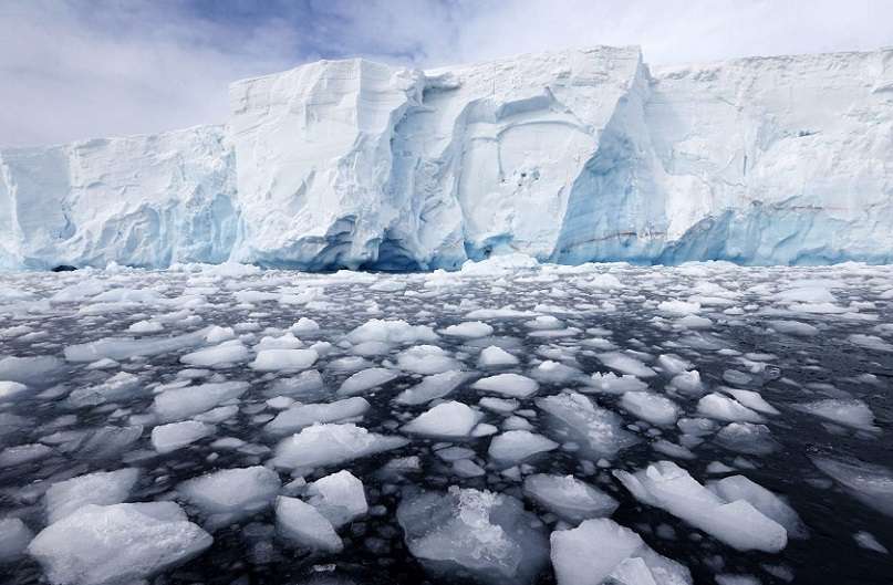 La extensión del hielo marino en la Antártida retrocedió a mínimos históricos en 2022. EFE Archivo