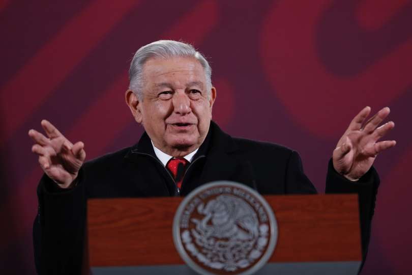 El presidente de México, Andrés Manuel López Obrador, habla durante su rueda de prensa diaria. EFE