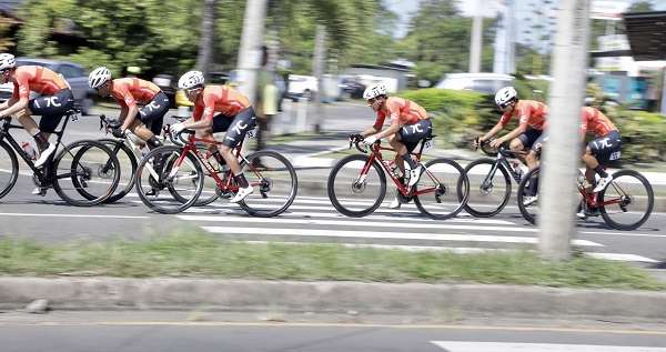 El equipo 7C Economy Lacoinex, de Costa Rica, se llevó la primera etapa. Foto: Liga de Ciclismo de Chiriquí