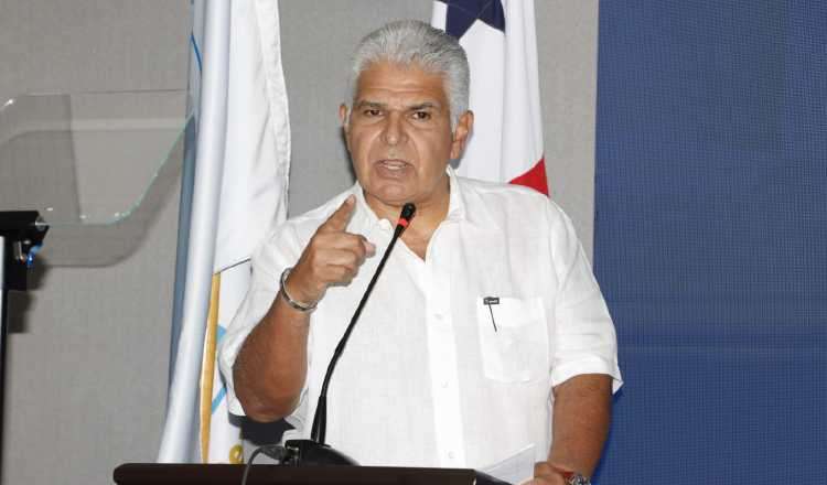 José Raúl Mulino, vicepresidente de Ricardo Martinelli 