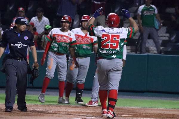 El equipo de Chiriquí clasificó en el primer lugar de la Serie de ocho Equipos del Campeonato Nacional de Béisbol Mayor. Foto: Fedebeis