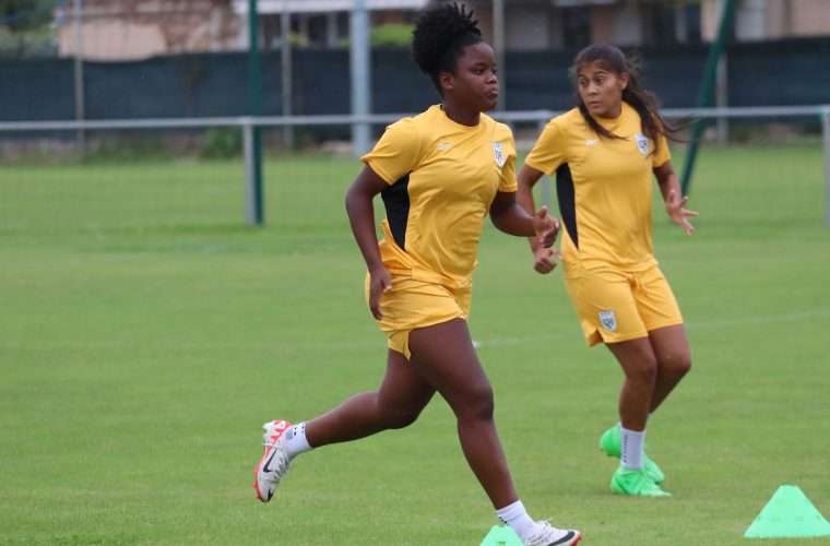 Entrenamientos de la Selección Femenina U-20 de Fútbol de Panamá. Foto: Fepafut