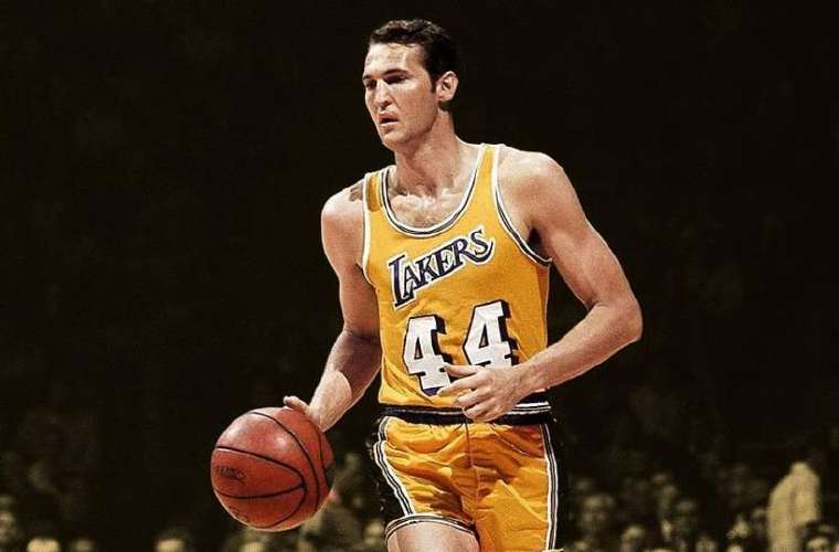 Jerry West, leyenda de la NBA. 