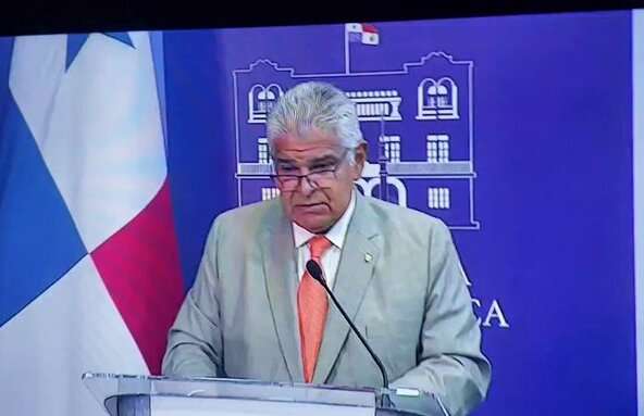 Presidente Mulino en su habitual conferencia de prensa.