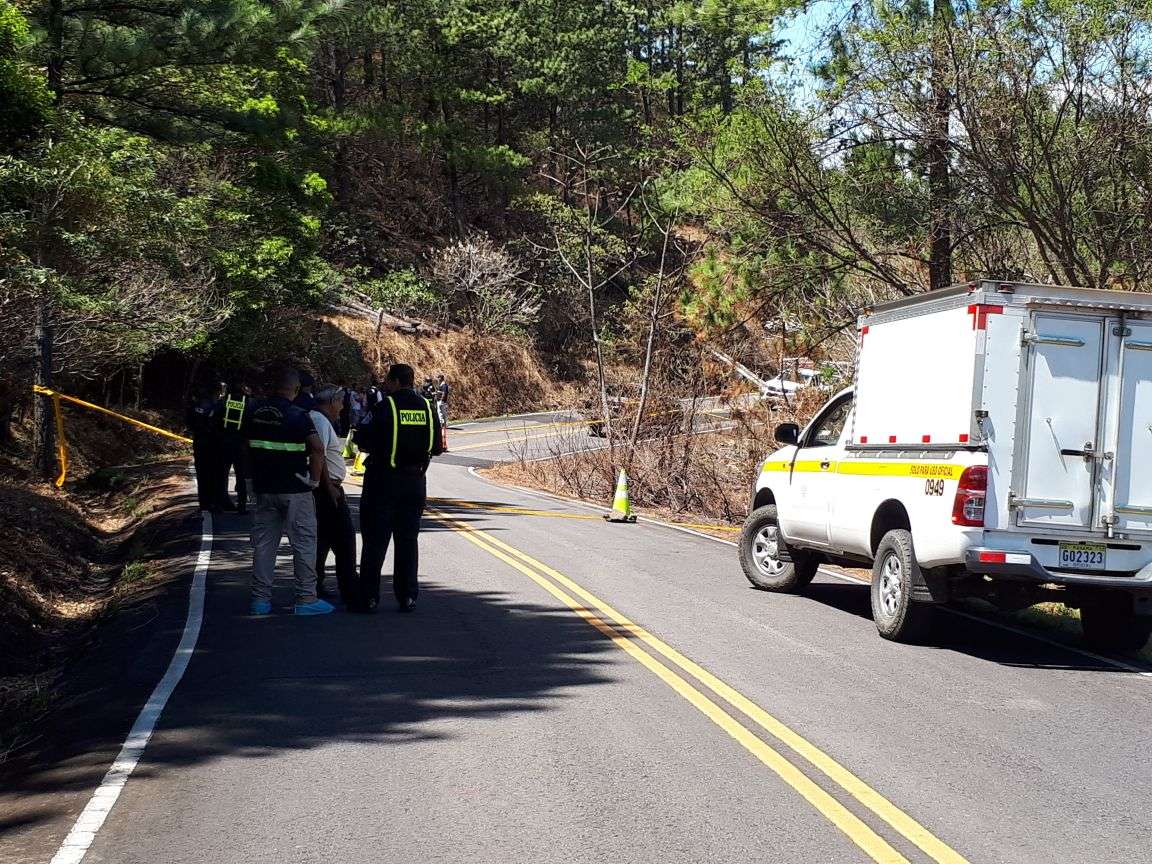 Diligencia de levantamiento del cadáver de Milcia Abrego Santos que fue ubicado en la carretera principal a Chiriquicito en el distrito de Gualaca.