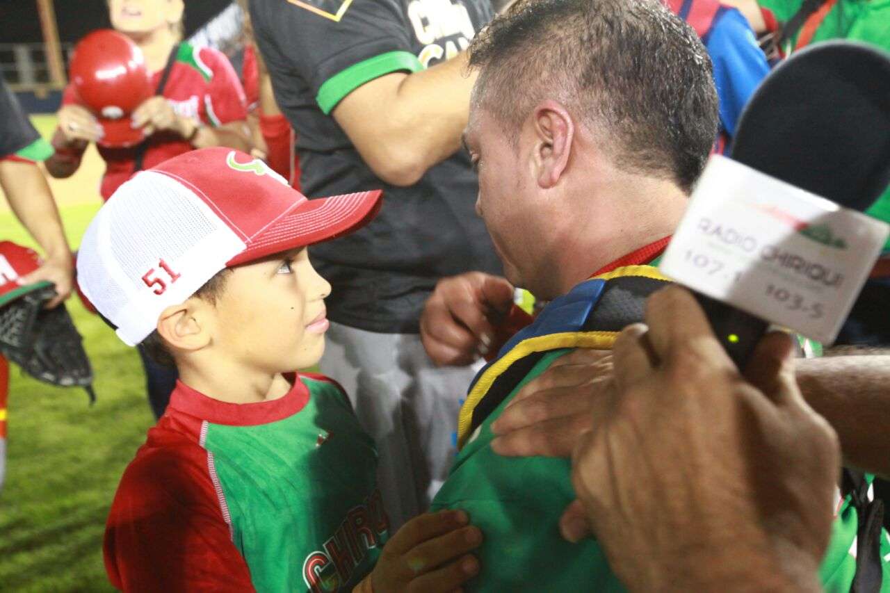 Carlos Ruiz celebró muy emotivamente el título./ Foto: Ana Gamez