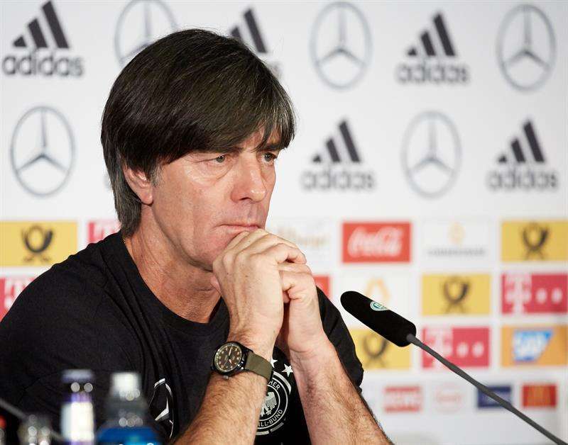 El entrenador de la selección de fútbol de Alemania, Joachim Löw, habló alto y claro del VAR. Foto EFE