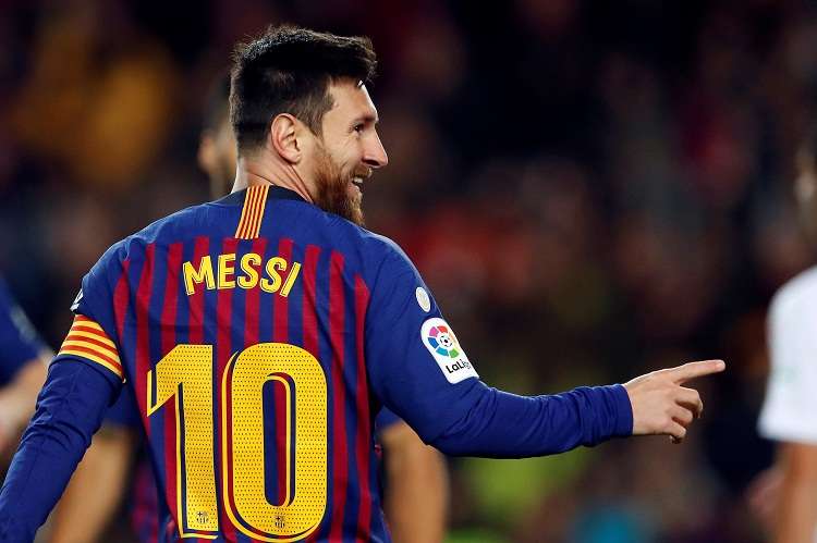 a, Leo Messi, celebra el segundo gol del equipo blaugrana durante el encuentro correspondiente a la jornada 19. Foto: EFE