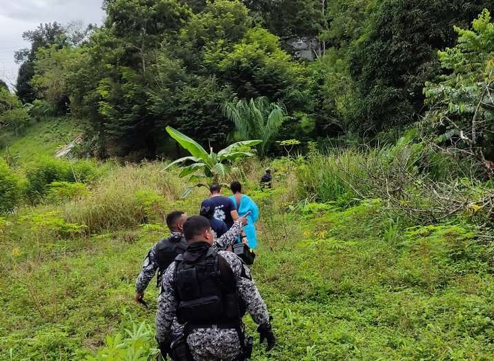 La mujer fue abandonada en Naos.