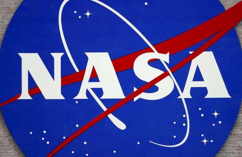 La NASA ofrece un boleto de viaje simbólico a quienes deseen enviar su nombre en un microprocesador hasta el planeta a unos 54,6 millones de kilómetros de la Tierra. EFE/Archivo