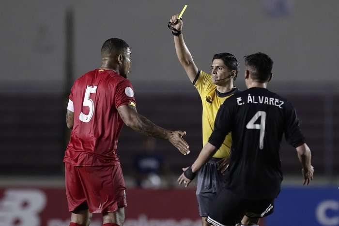 Román Torres disputó el último partido de la selección contra México./ EFE