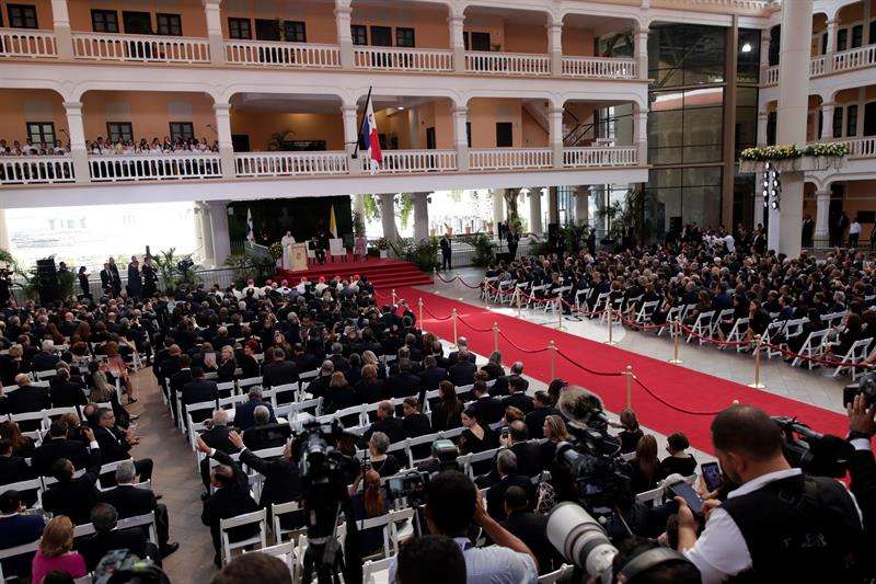 El papa Francisco pronuncia un discurso este jueves en el Palacio Bolívar, sede de la Cancillería en la Ciudad de Panamá (Panamá). EFE