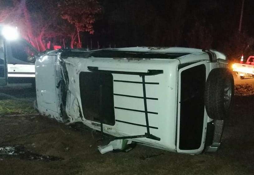 Peritos del Instituto de Medicina Legal y Ciencias Forenses realizaron el levantamiento del cadáver.