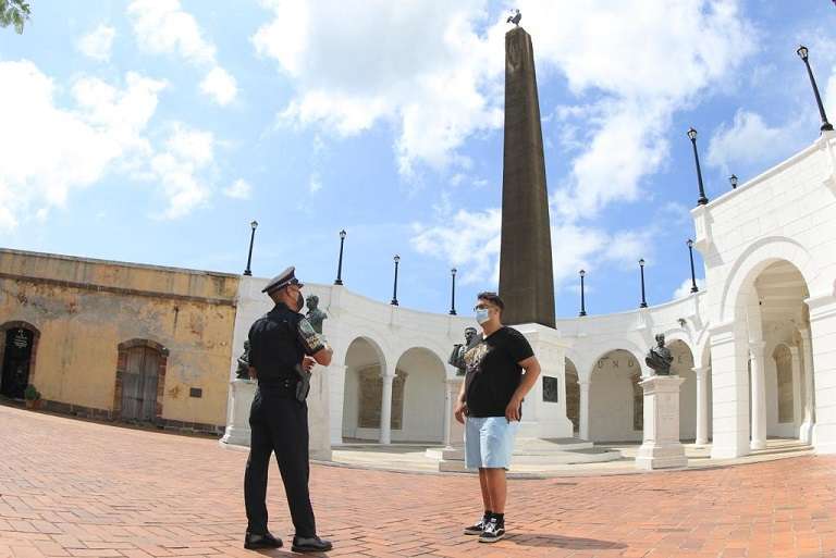 La seguridad en puertos, terminales de autobusus y aeropuertos del país seraá reforazada con unidades de la Policía de Turismo.