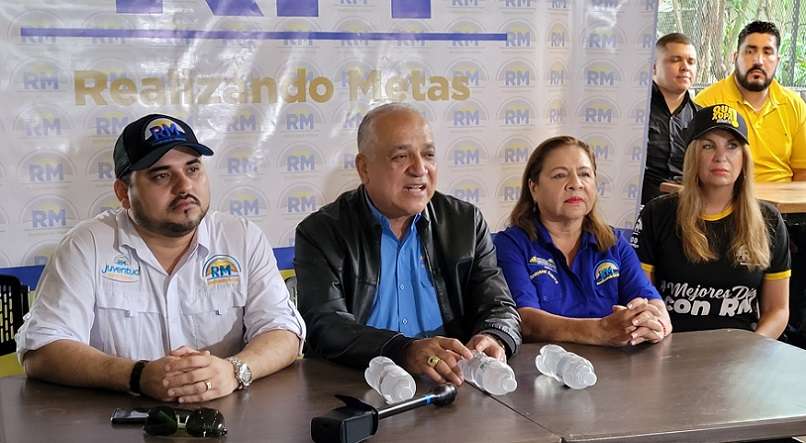 Las declaraciones de Luis Eduardo Camacho se dieron en compañía de Jamis  Acosta, coordinador de Realizando Metas en la provincia de Chiriquí