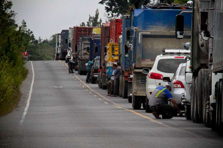 Los transportistas temen hasta por su vida. /  Foto: Mayra Madrid