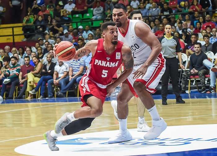 Trevor Gaskins forma parte de la Selección Mayor de Baloncesto de Panamá. Foto: Fepaba