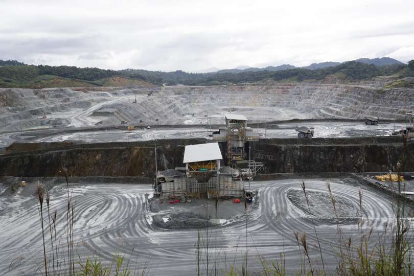 Vista de la mina a cielo abierto Cobre Panamá, una de las más grandes de Latinoamérica, pertenece a la Minera Panamá, filial de la empresa canadiense First Quantum Minerals, en Donoso, Panamá. EFE