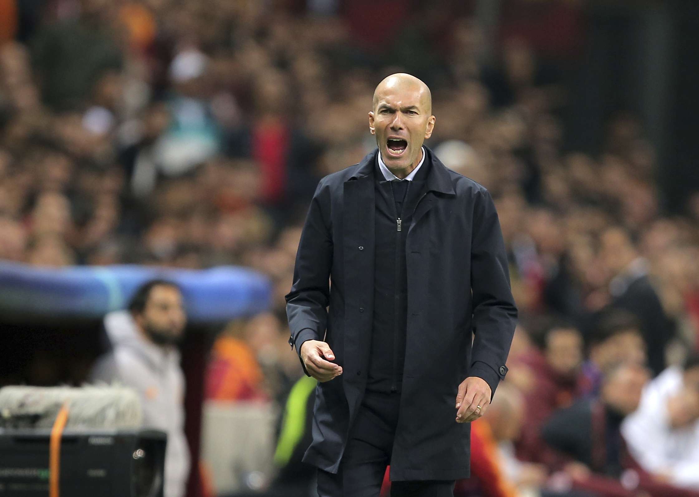  Zinedine Zidane, técnico del Real Madrid, ofreció una rueda de prensa en la que la situación de Gareth Bale fue punto de atención. Foto: AP