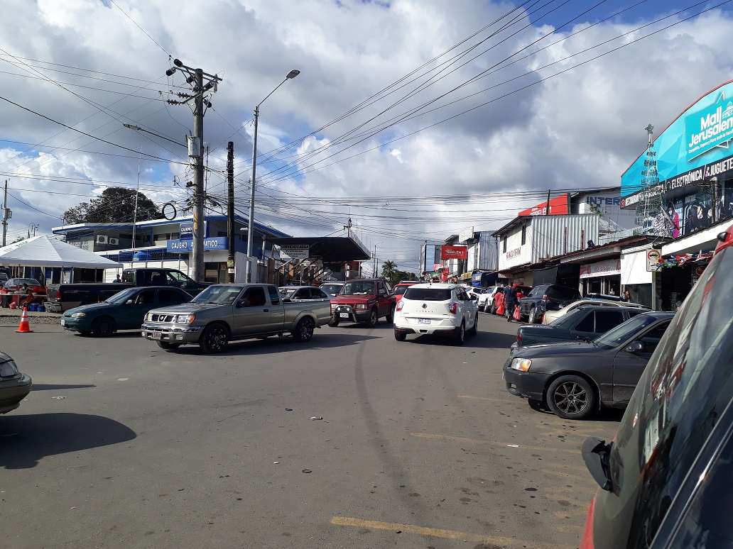 Zona sur de Costa Rica próxima a Paso Canoas para donde se presume fueron trasladados dos autos de panameños, victimas de estafa telefónicas. José Vásquez