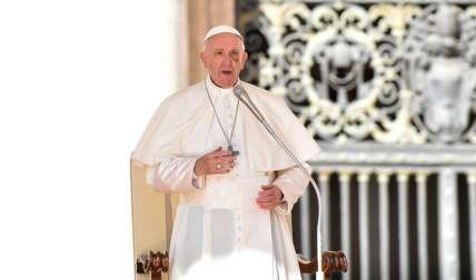 El papa Francisco ofrece su audiencia general de los miércoles en la Plaza de San Pedro en el Vaticano este 20 de septiembre. EFE