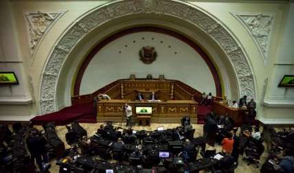 Vista general de una sesión del Parlamento hoy, jueves 19 de octubre de 2017, en Caracas (Venezuela). EFE