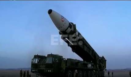 El último lanzamiento de misiles contó con la presencia del líder, Kim Jong-un,