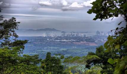 Vista de la ciudad capital desde Cerro Azul