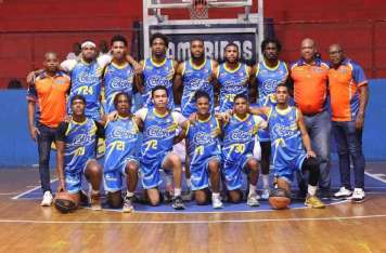 El equipo de Colón que está compitiendo en el Torneo Nacional Sub-23 de Baloncesto. Foto: lpbcolon