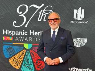 Emilio Estefan creará la canción del Miss Universo. Foto: Instagram