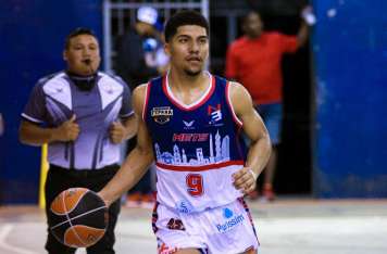 Diego Duque es uno de los convocados a formar parte del combinado Sub-23 de baloncesto que enfrentará al Tecnológico de Monterrey. Foto: Fepaba