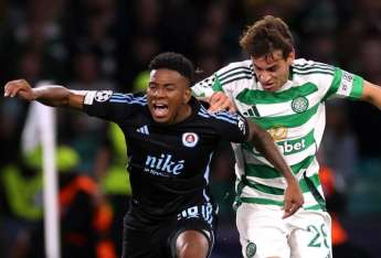 César Blackman durante su partido de debut en la &quot;Champions&quot;.